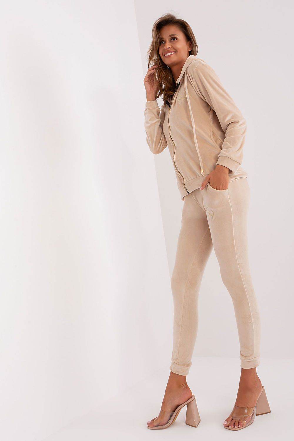 Set Relevance - CELIA MODA