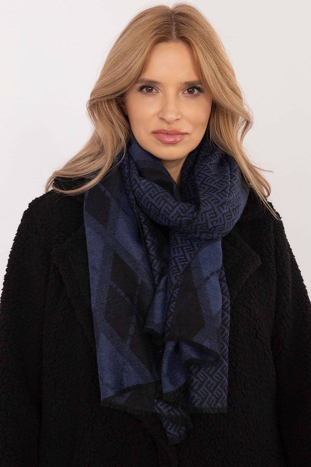 Neckerchief model 208402 Factory Price