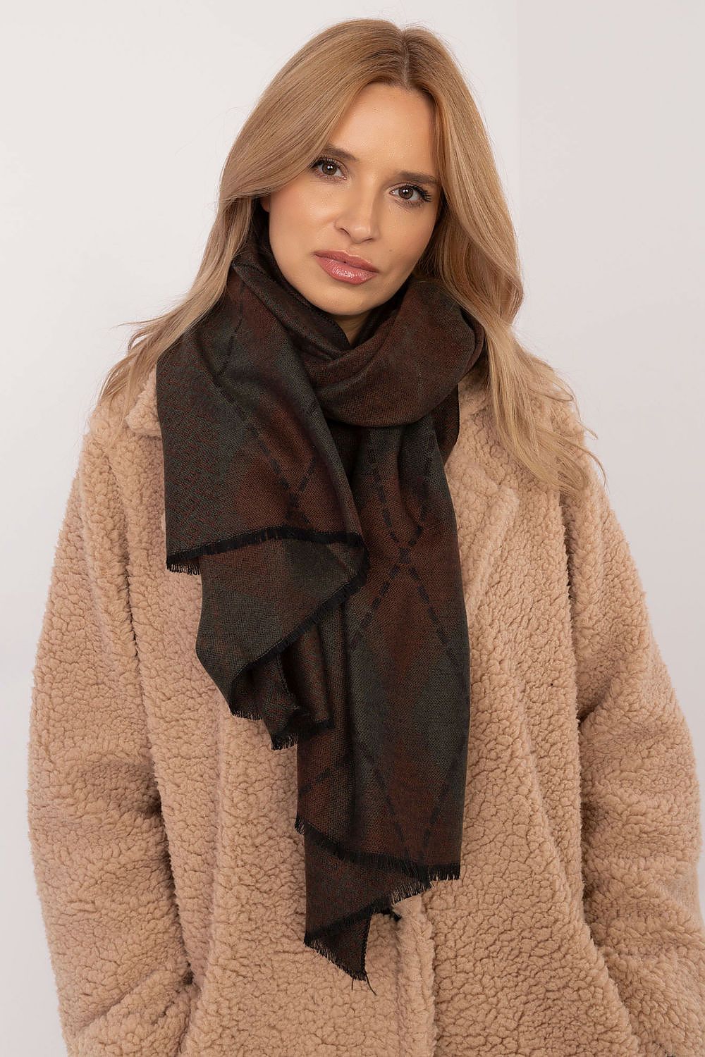 Neckerchief model 208404 Factory Price