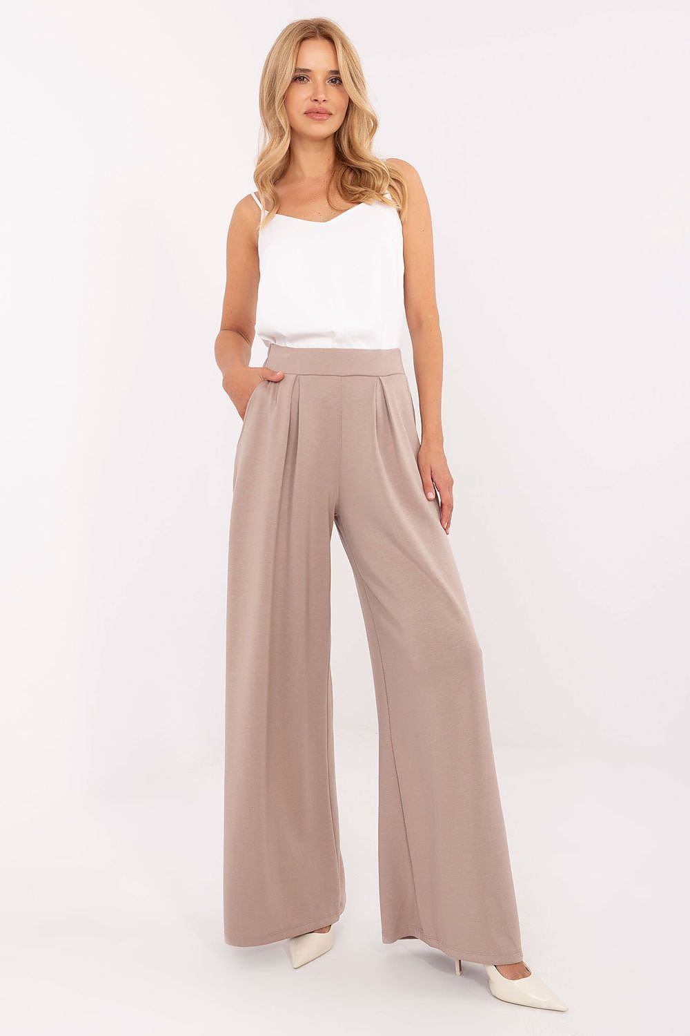 Tracksuit trousers model 217048 Relevance