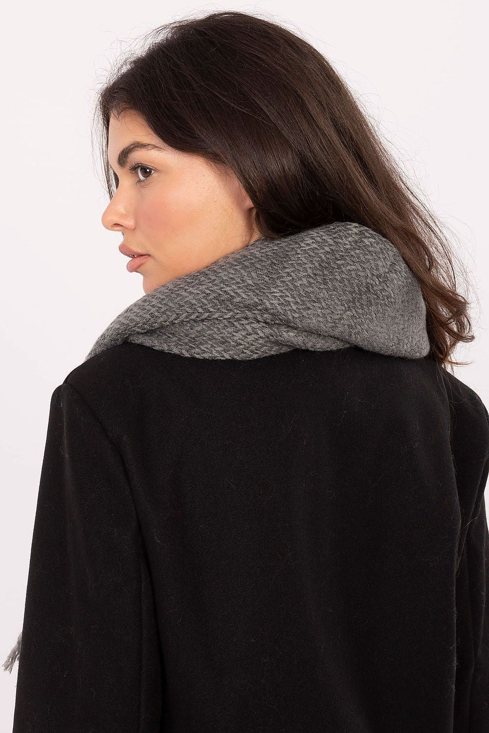Shawl model 219618 Factory Price