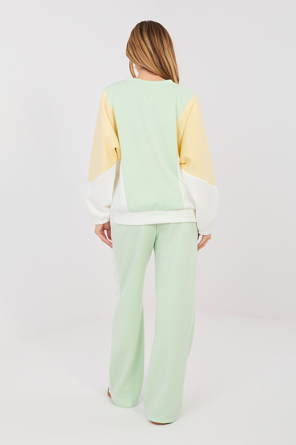 Set model 224785 Rue Paris