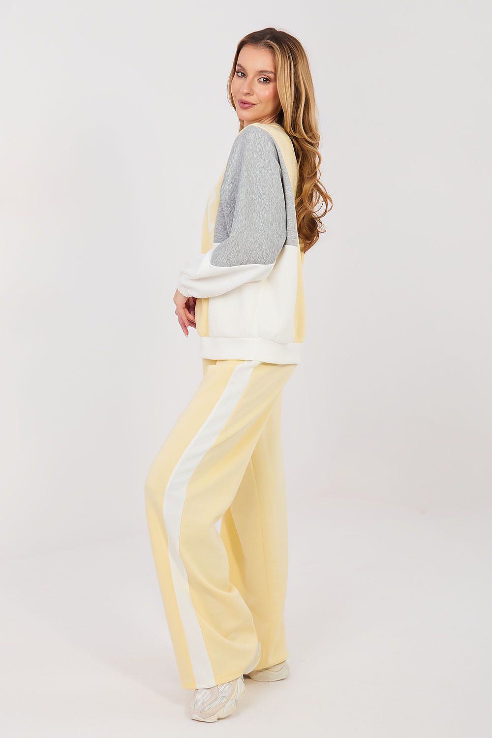 Set model 224789 Rue Paris