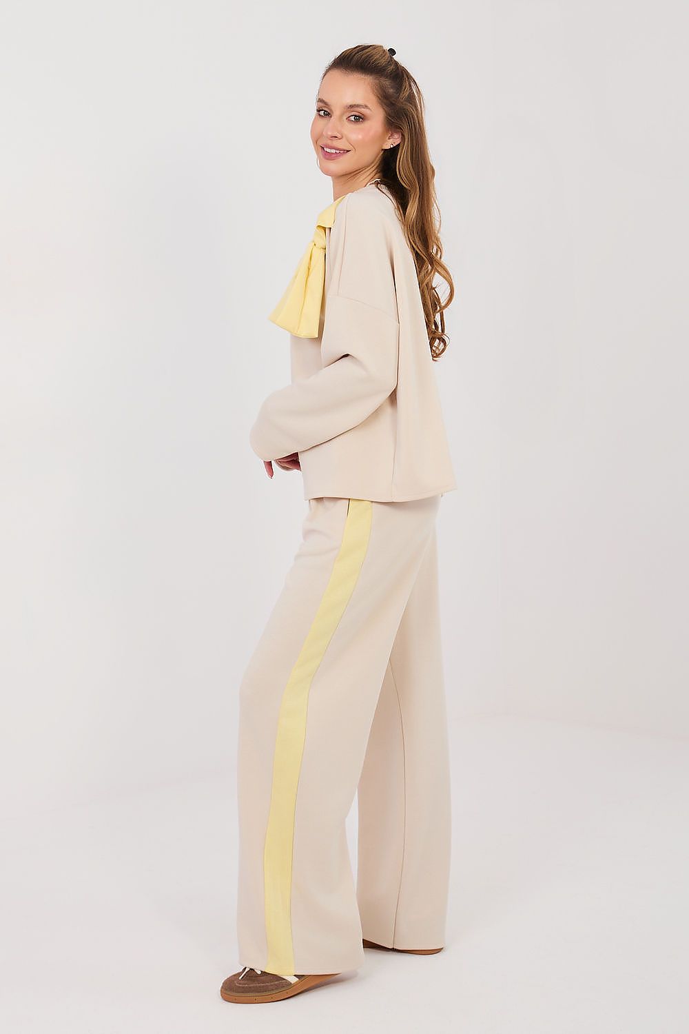 Set model 224800 Rue Paris