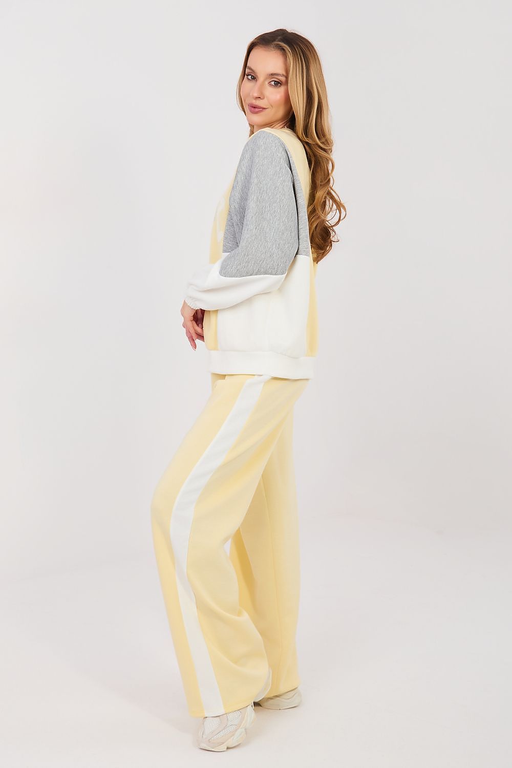 Set model 224789 Rue Paris