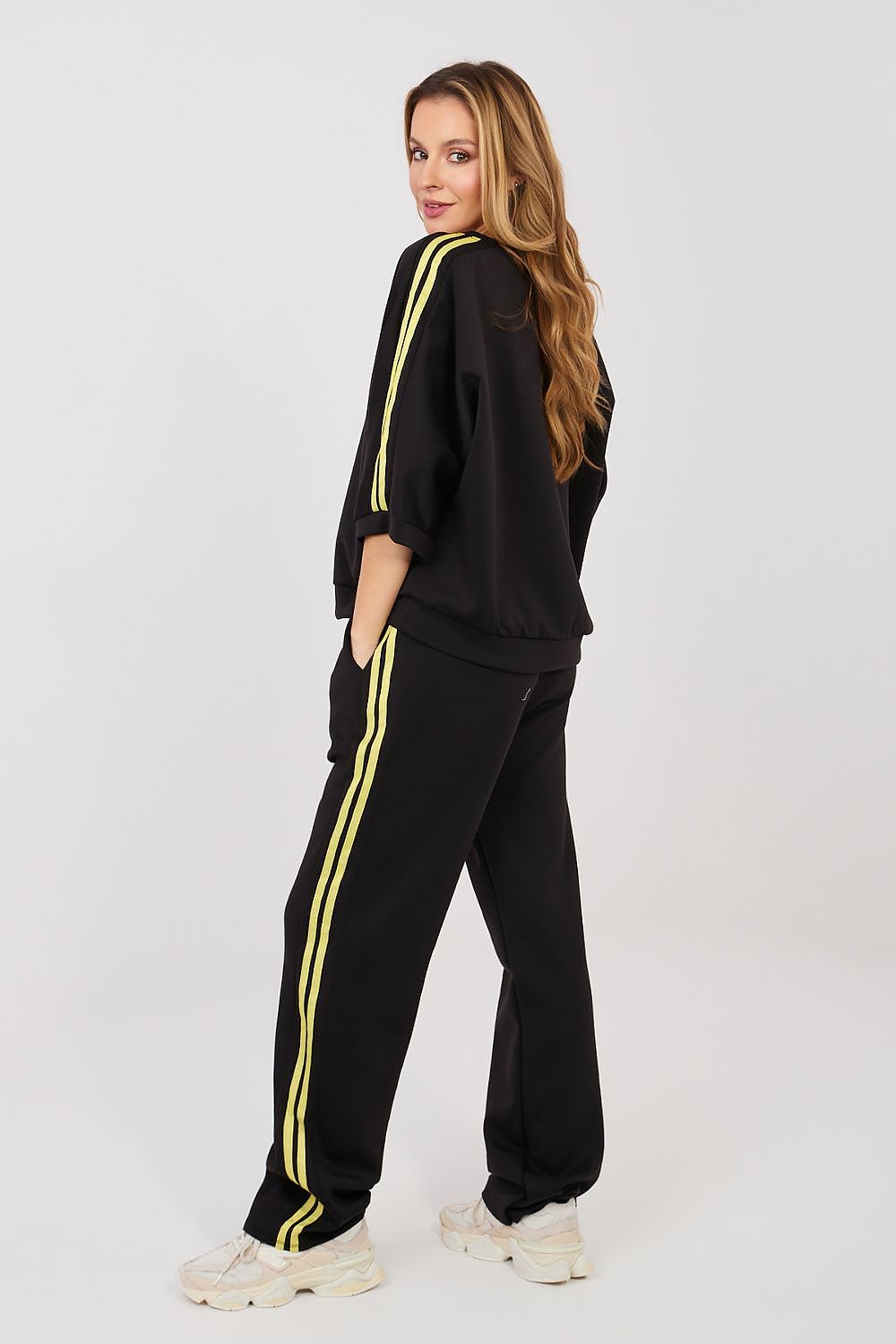 Set model 225552 Rue Paris