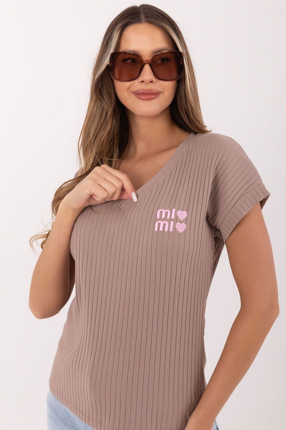 Blouse model 226141 Relevance