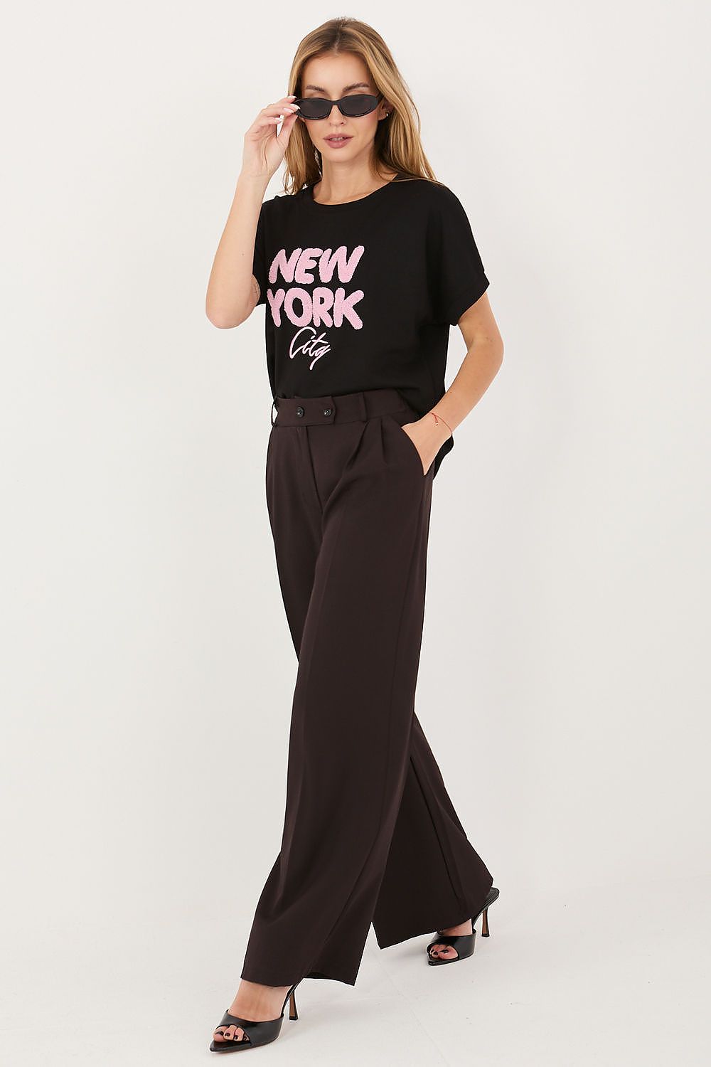 Blouse model 227701 Rue Paris
