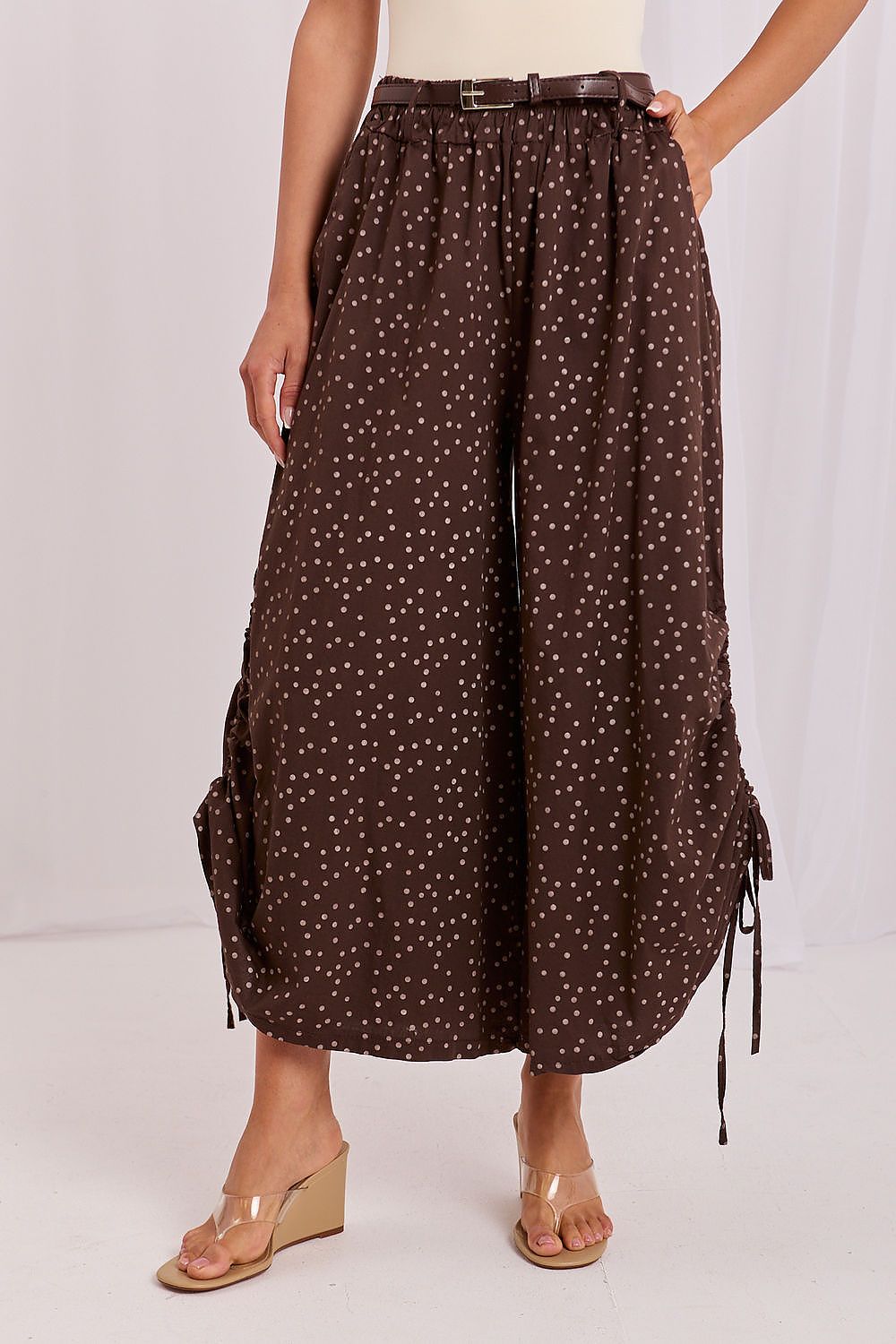 Women trousers model 229691 Italy Moda