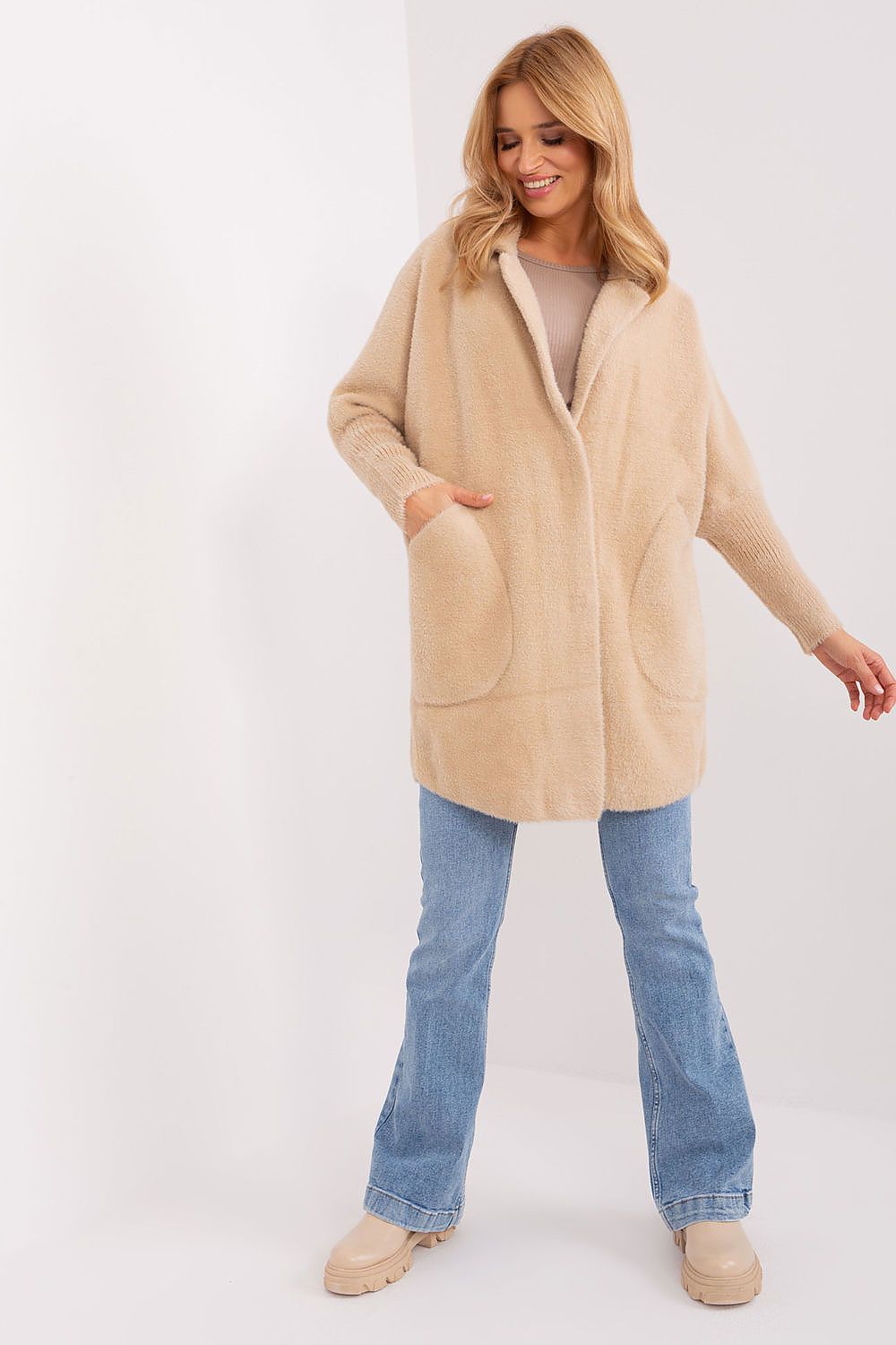 Coat model 231160 Factory Price