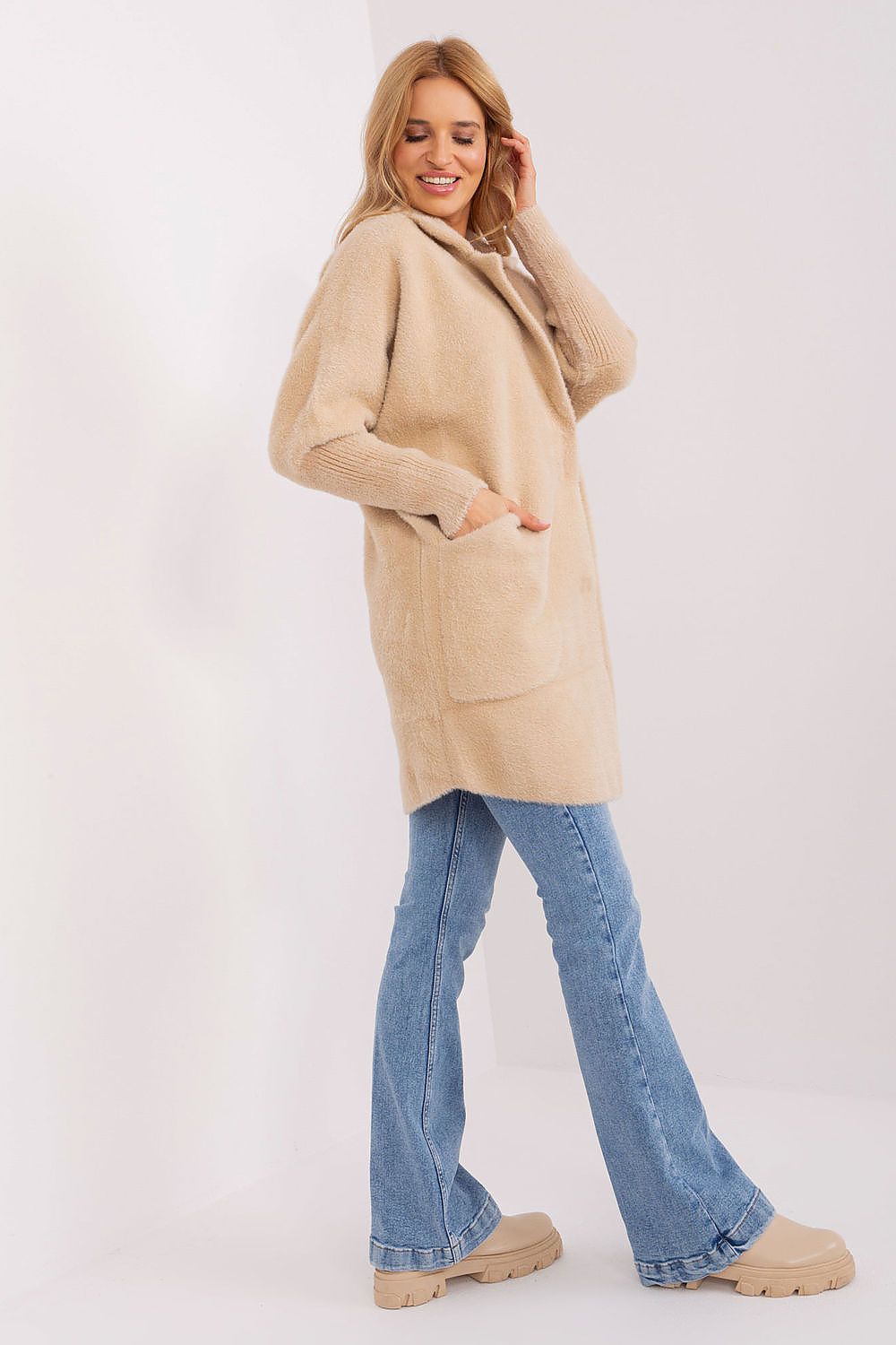 Coat model 231160 Factory Price