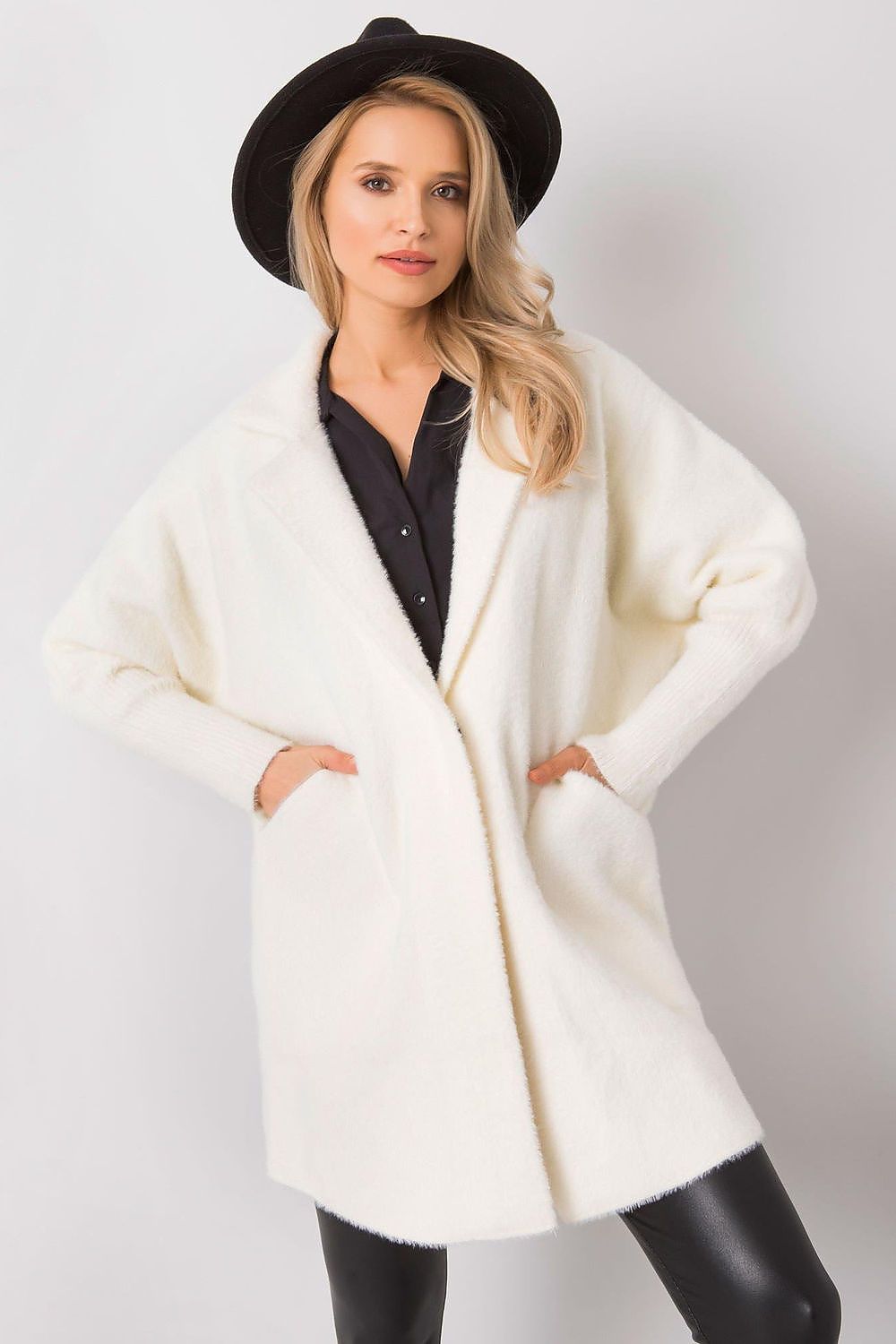 Coat model 231161 Factory Price