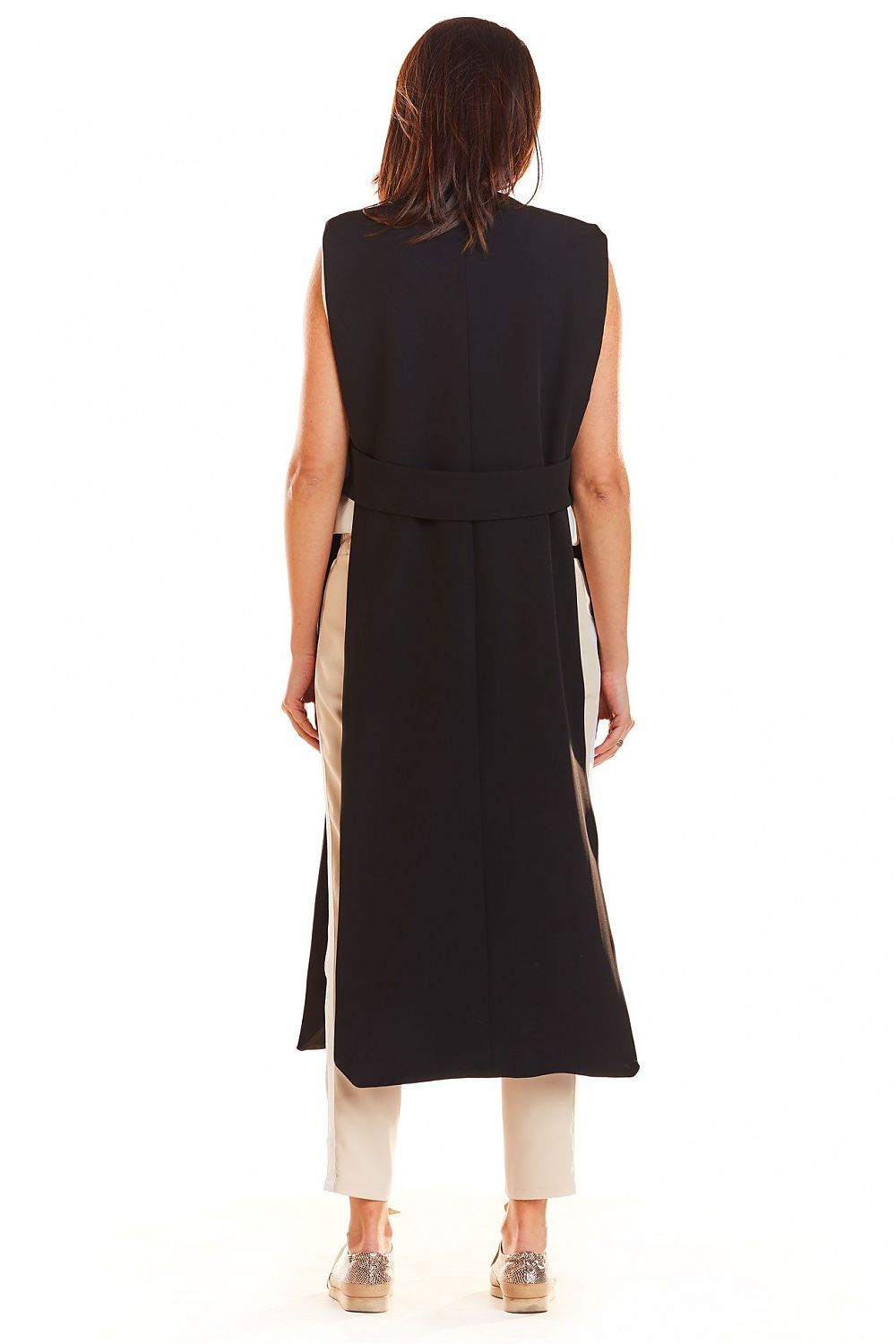 Gilet model 139940 awama