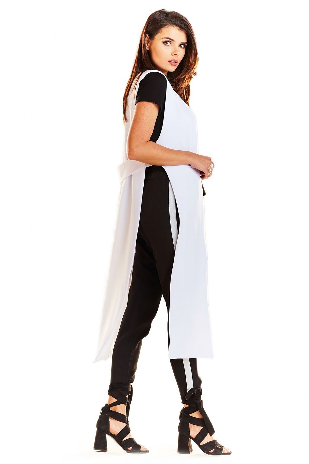 Gilet model 139941 awama