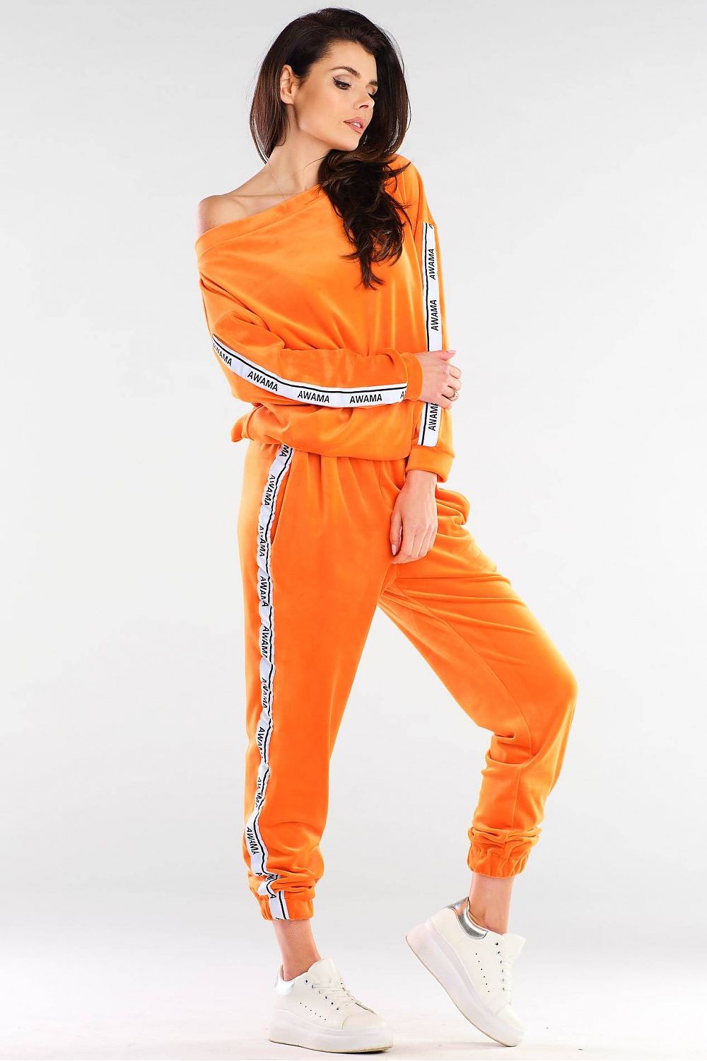 Tracksuit trousers model 154804 awama