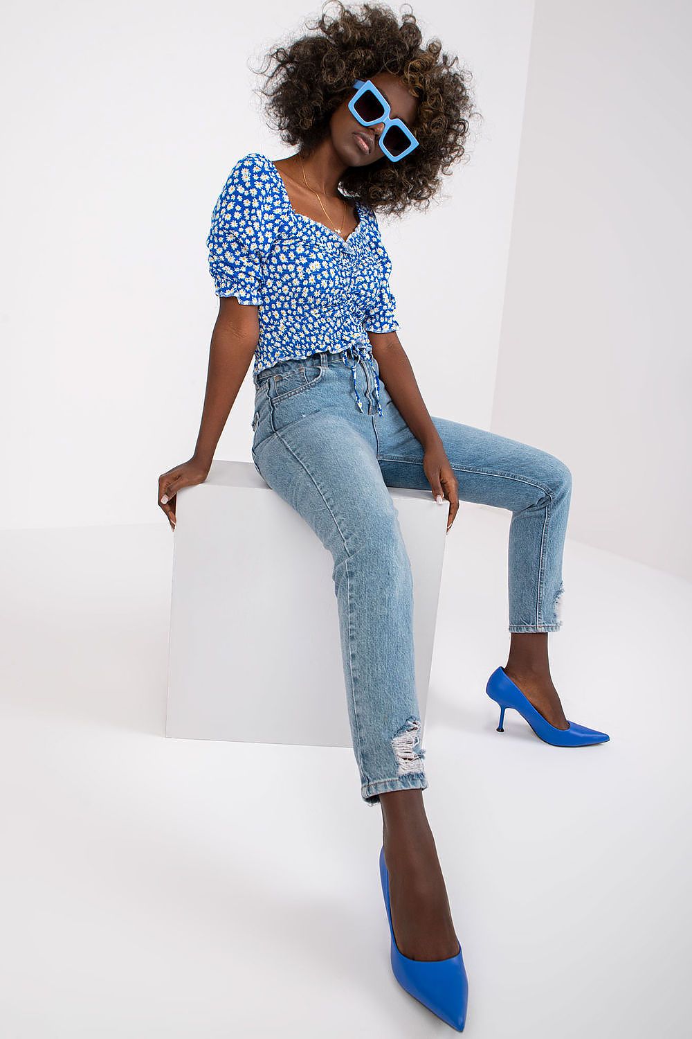Blouse model 168882 Rue Paris