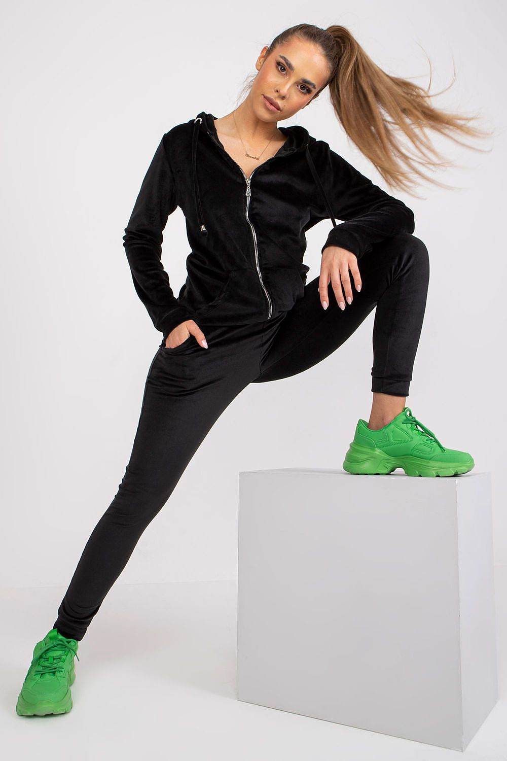 Set Relevance - CELIA MODA