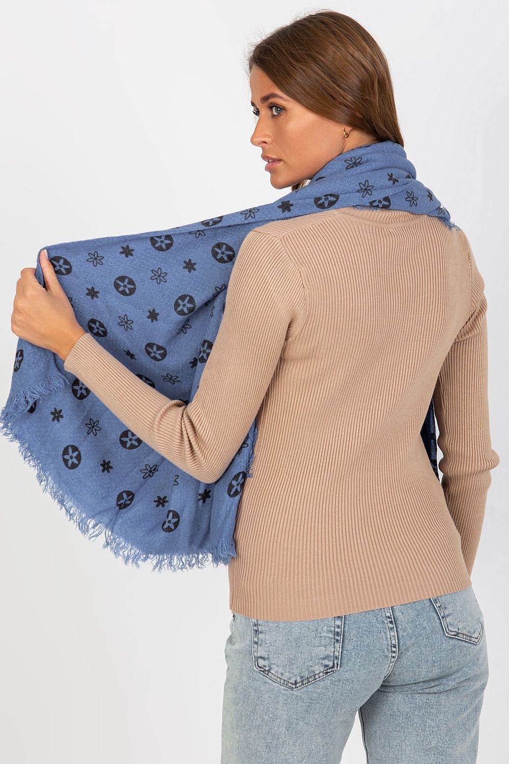 Neckerchief model 174873 Factory Price