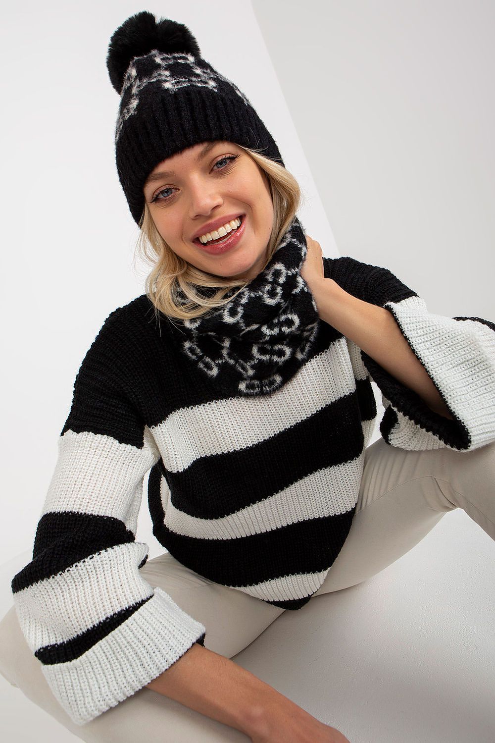 Infinity Scarf model 185920 Factory Price