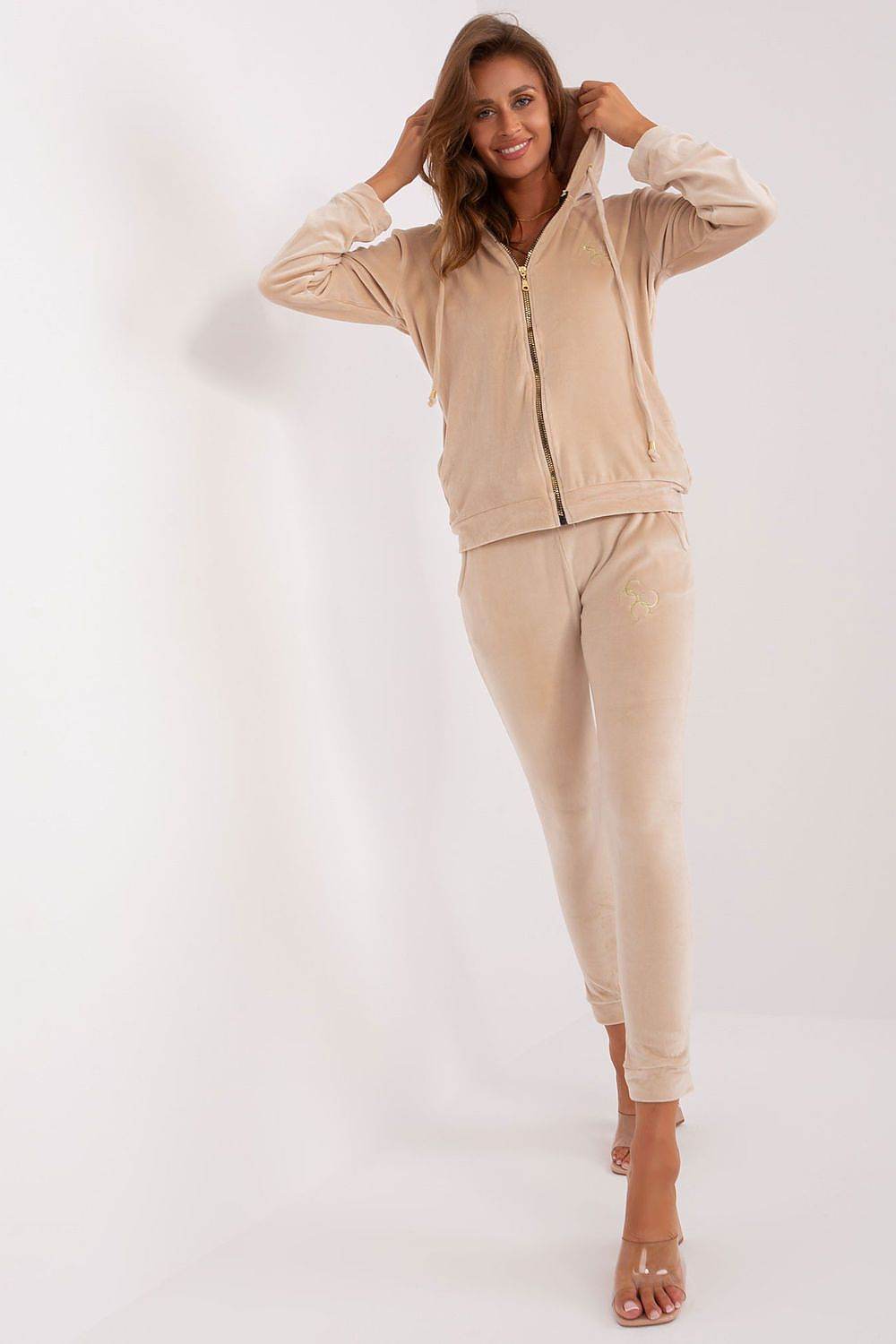 Set Relevance - CELIA MODA