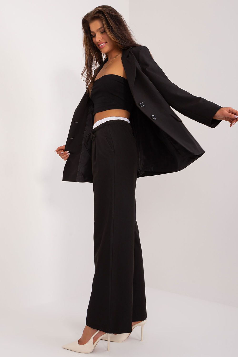  Women trousers model 196173 Italy Moda 