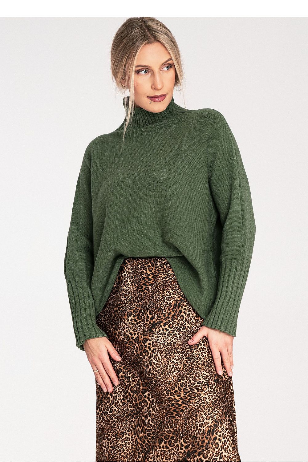  Turtleneck model 218179 Figl 