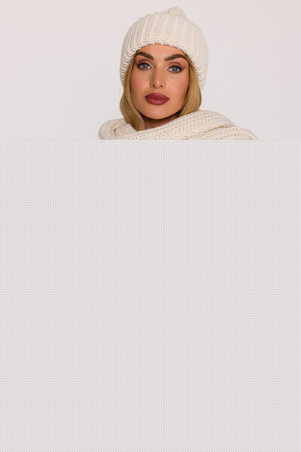  Shawl model 219551 Moe 