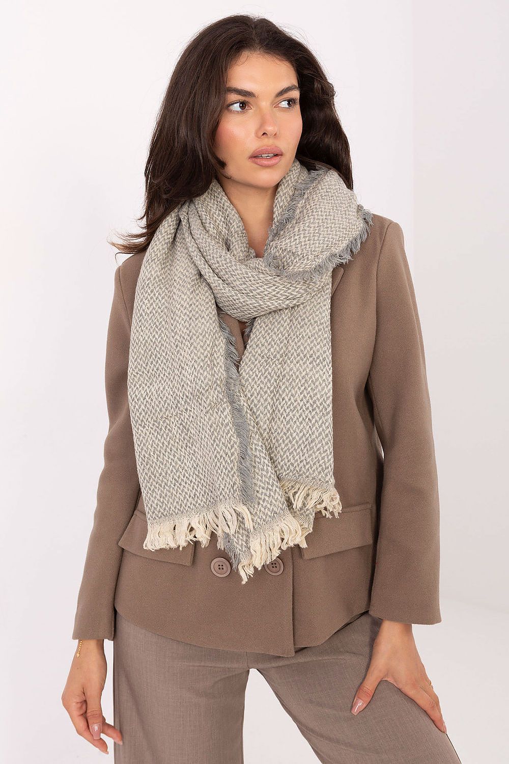  Shawl model 219616 Factory Price 