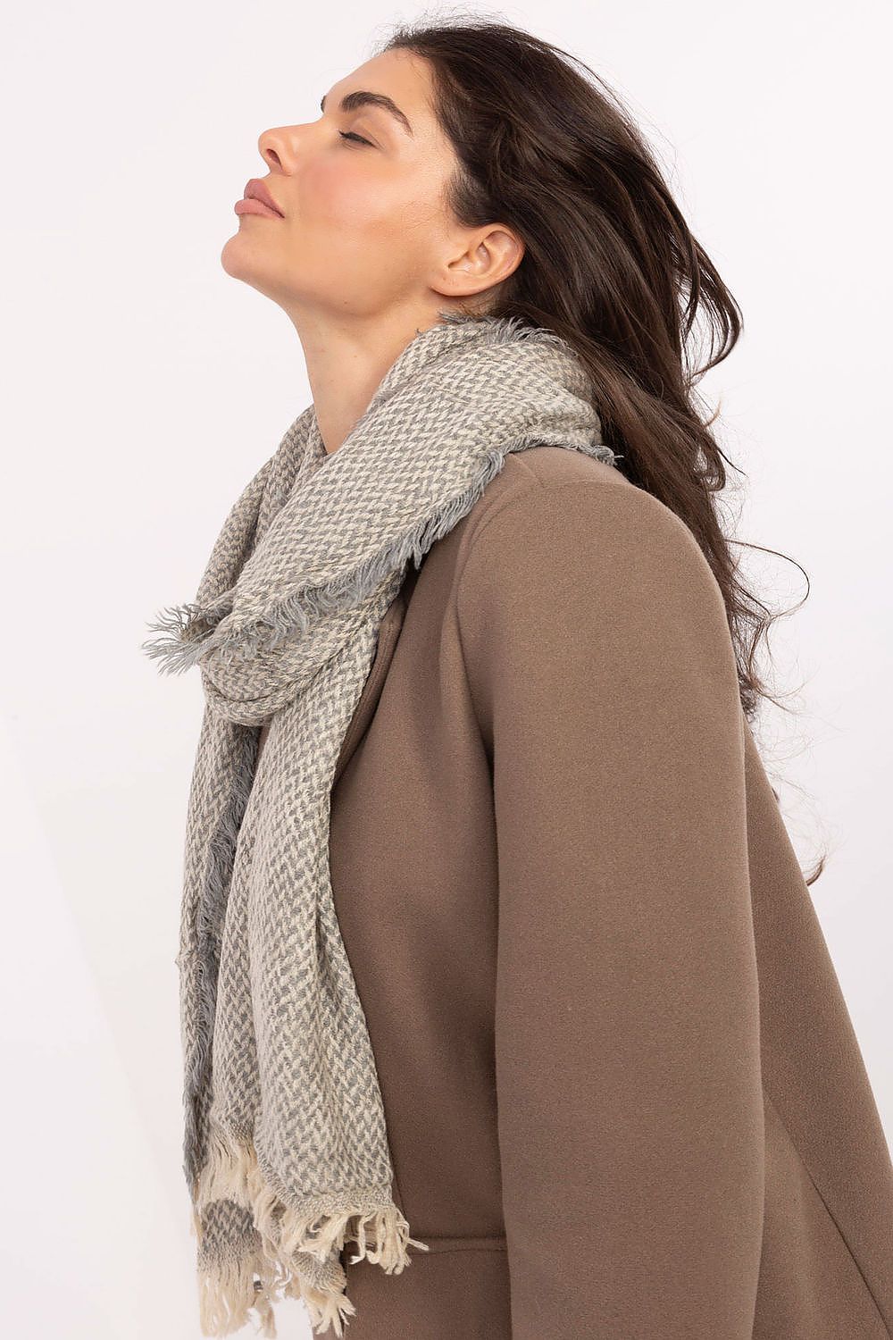  Shawl model 219616 Factory Price 