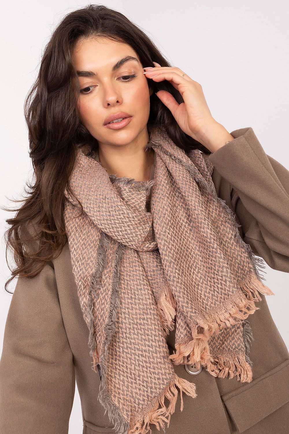  Shawl model 219617 Factory Price 
