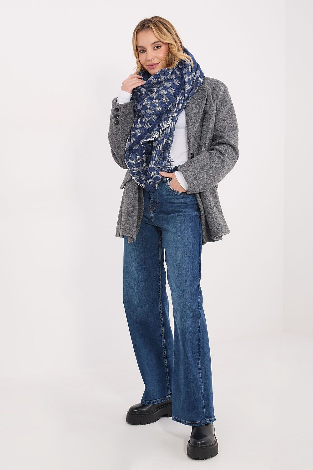 Shawl model 222304 Factory Price 