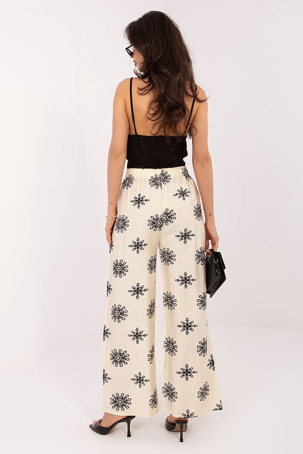  Women trousers model 226626 Italy Moda 
