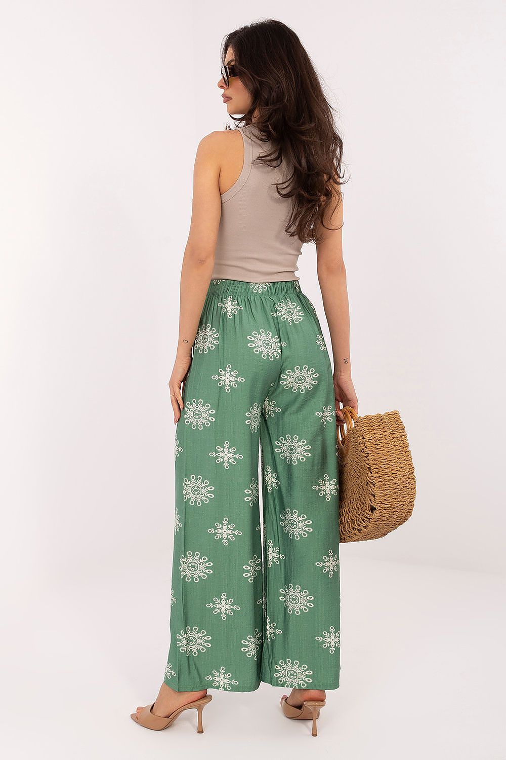  Women trousers model 226627 Italy Moda 