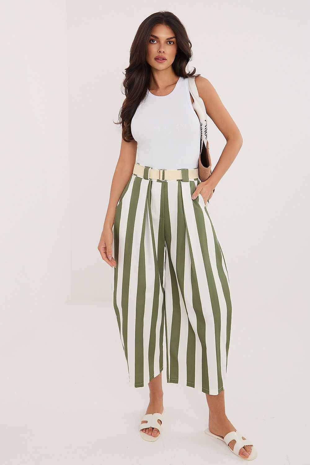  Culottes model 227605 Factory Price 