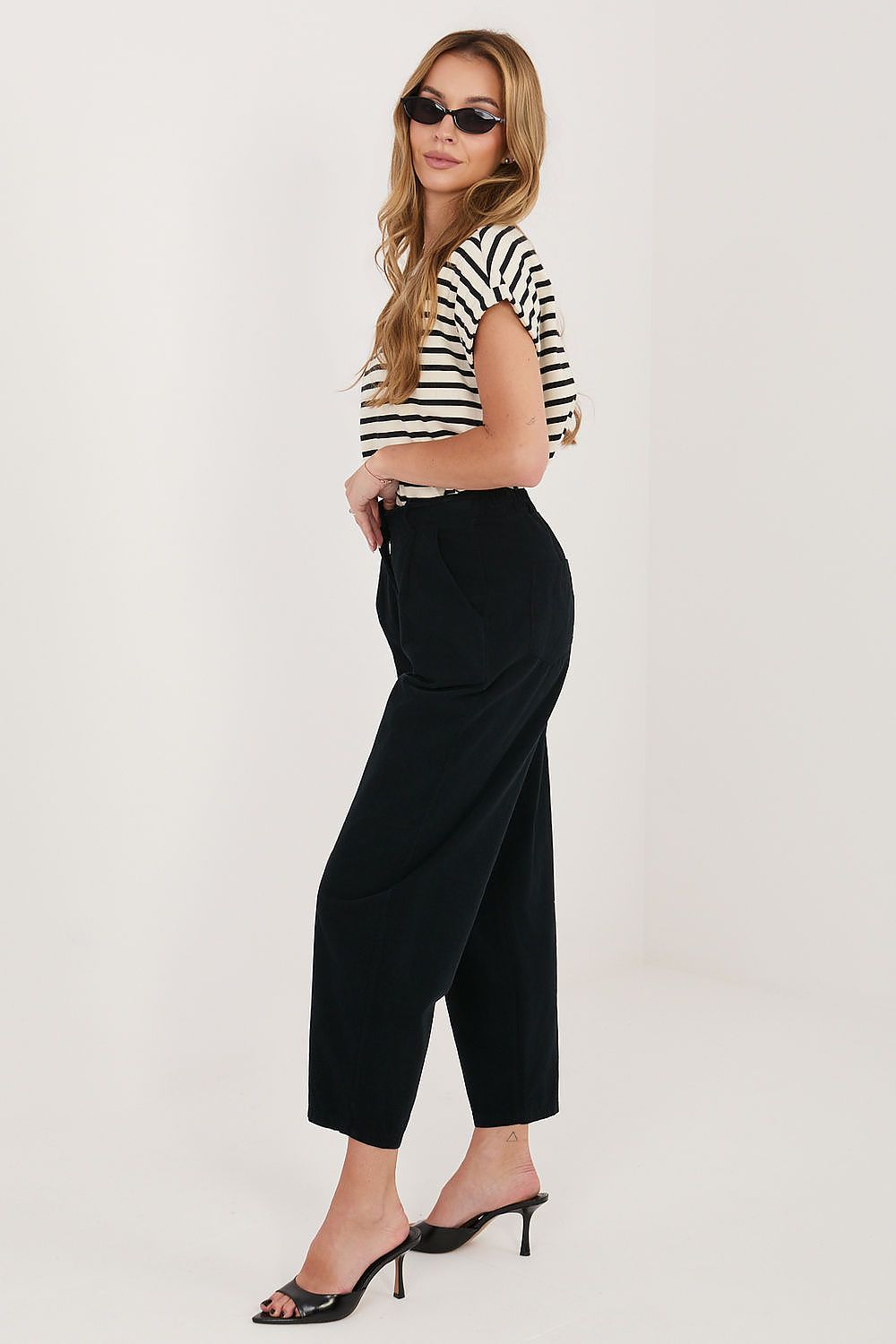  corduroy trousers model 228358 Rue Paris 