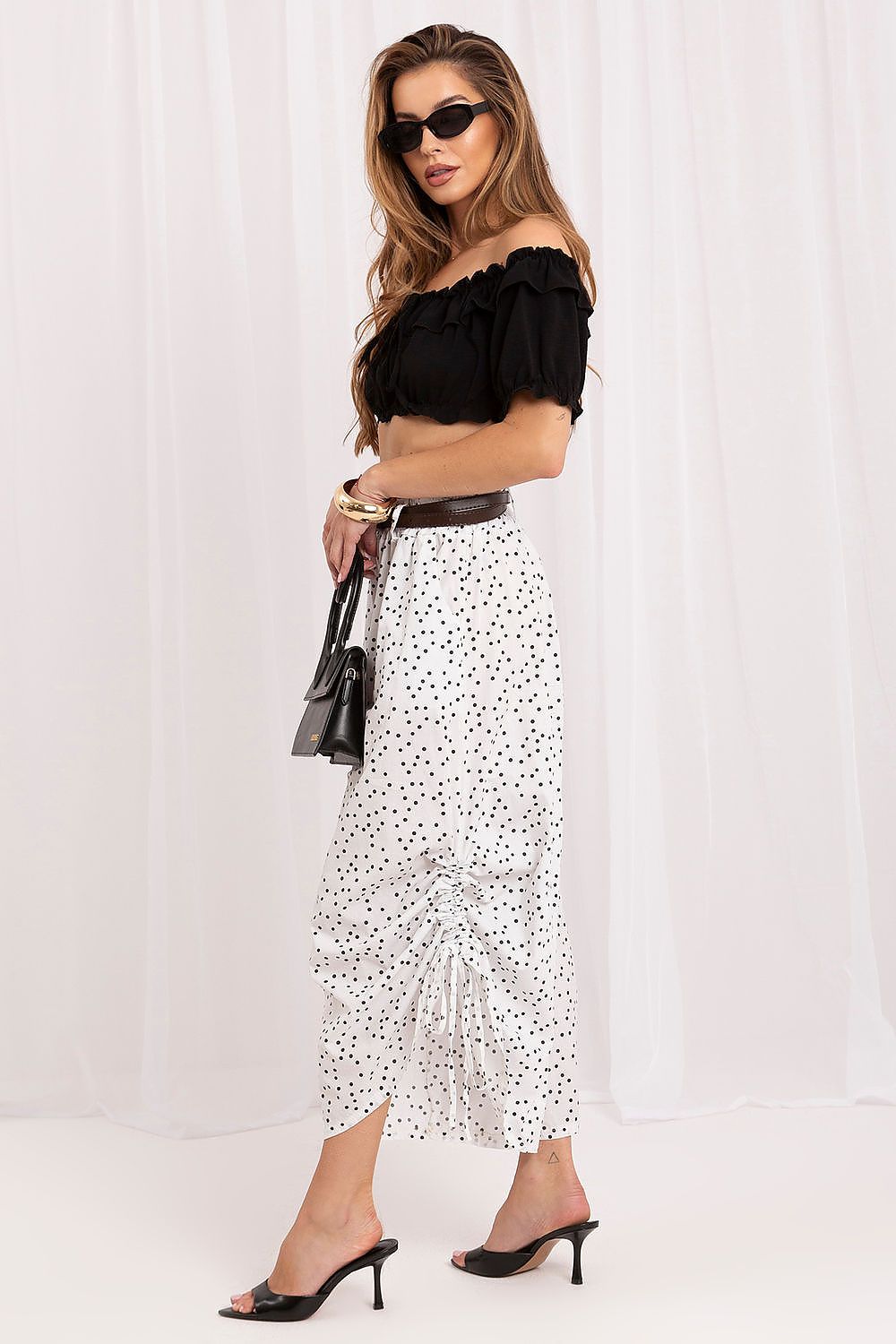  Women trousers model 229692 Italy Moda 