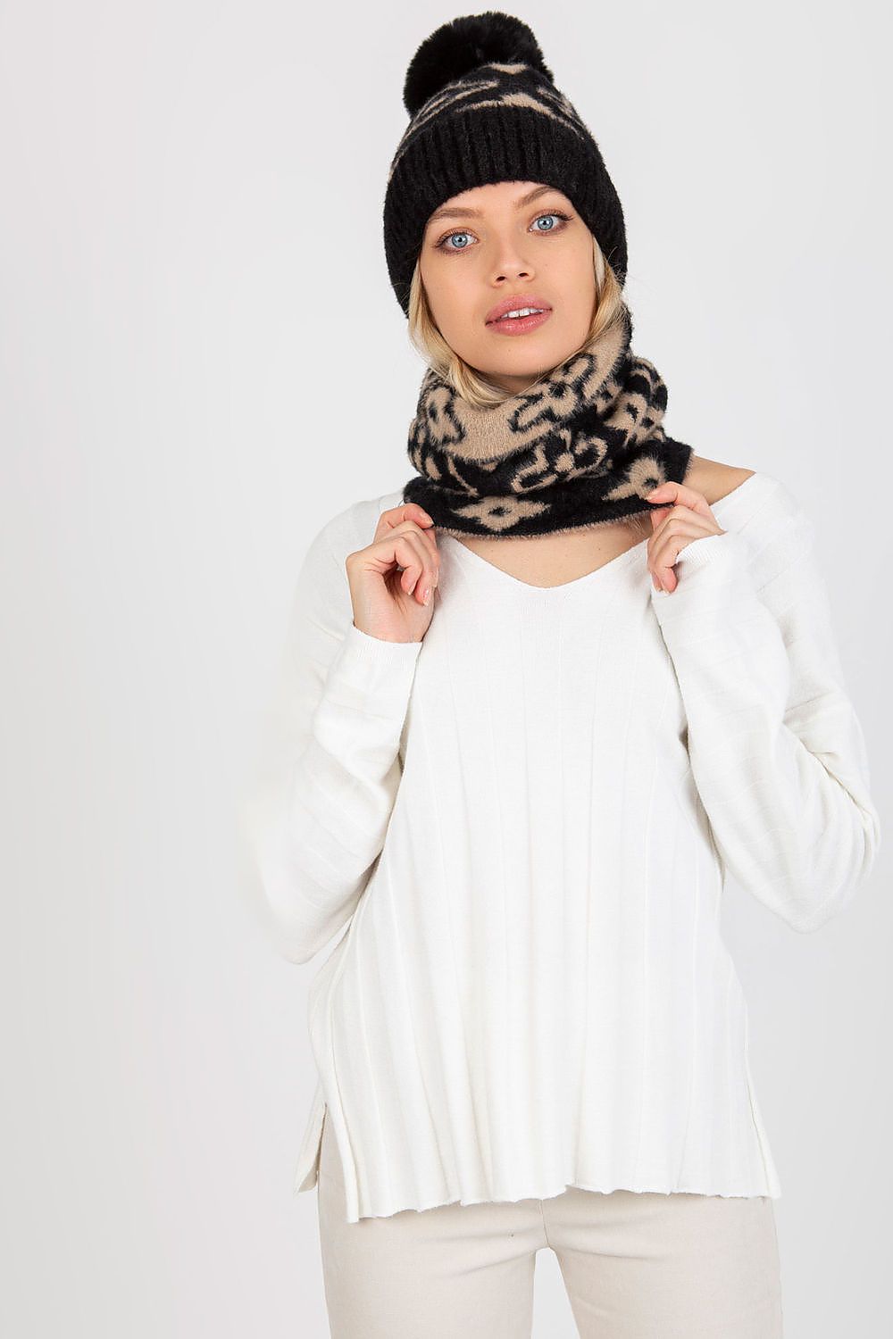  Infinity Scarf model 185922 Factory Price 
