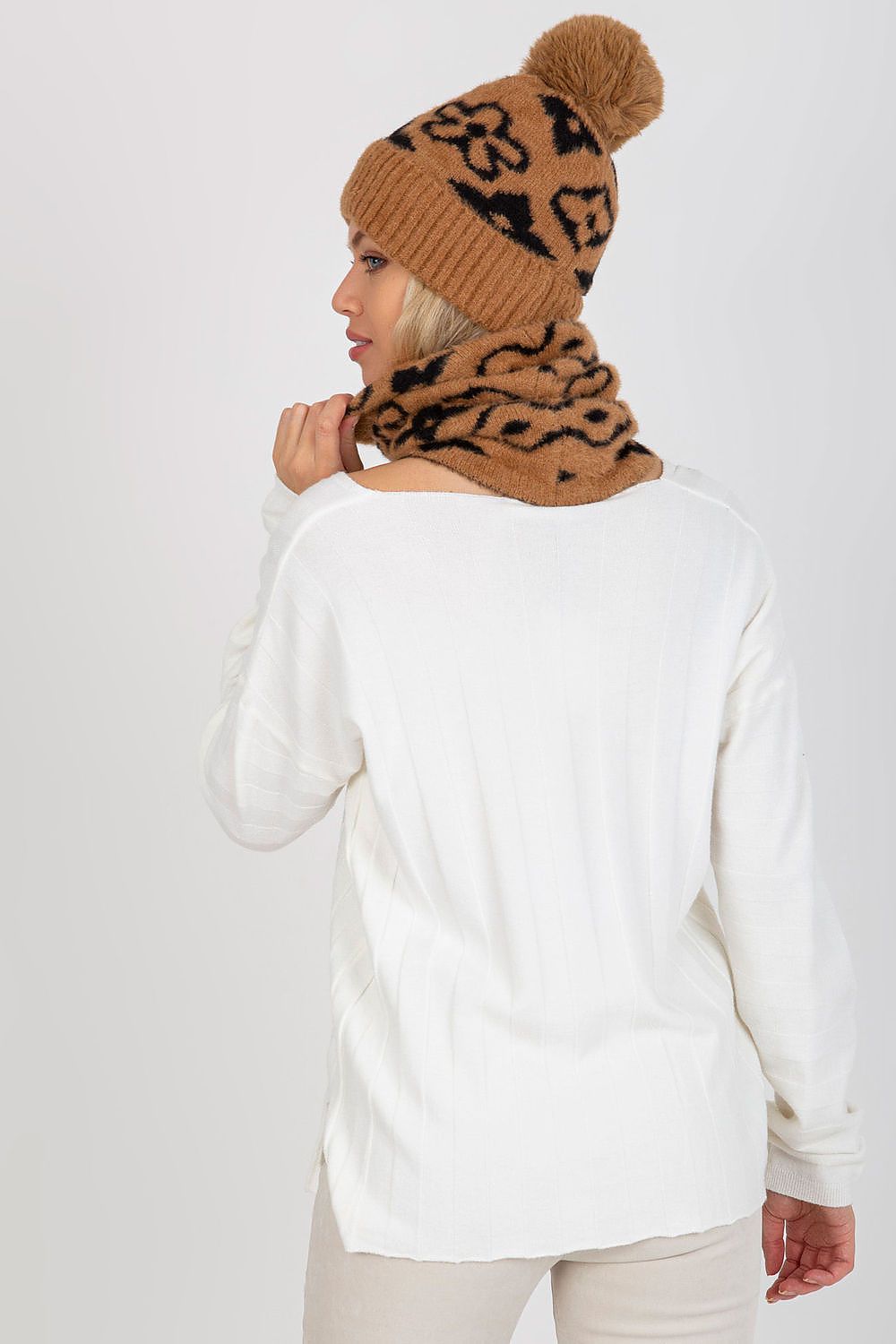  Infinity Scarf model 185923 Factory Price 